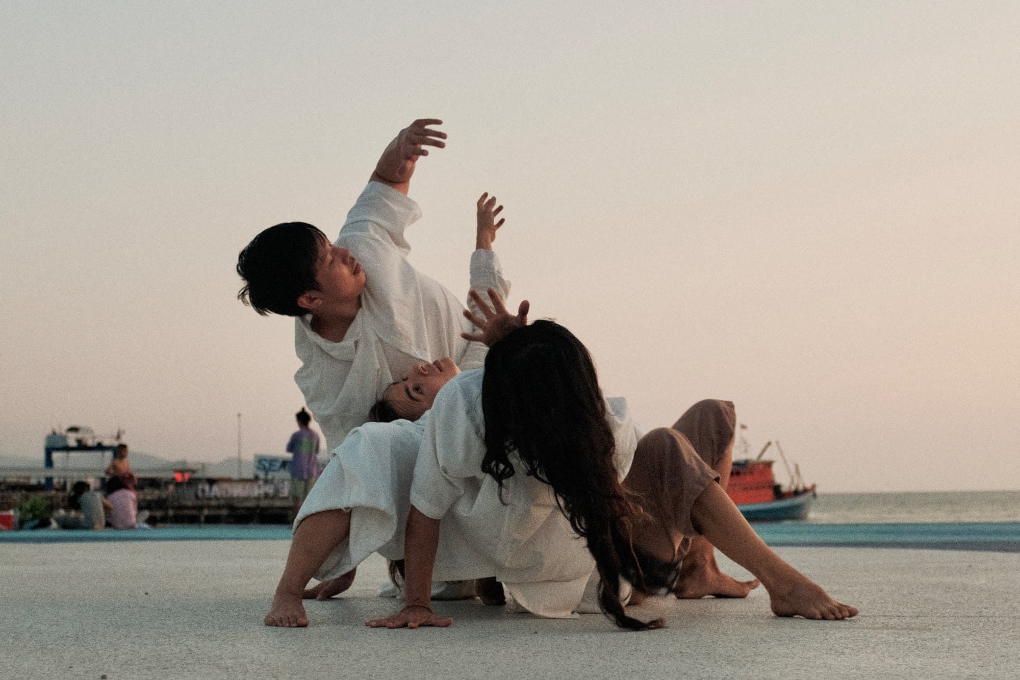 Contact improvisation photograph 24 by Amanda Roth
